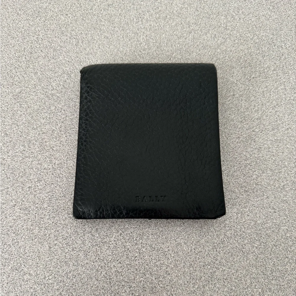 Bally Switzerland Black Leather Bifold Wallet — Used Good Condition - Picture 4 of 5